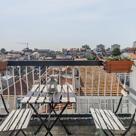 Center Ocean View Apartment Porto